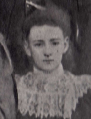Photo of photos/Lilias McLennan bn 1882 portrait